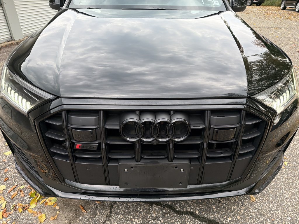 Used 2023 Audi SQ7 Premium Plus AWD/4WD image 10