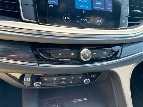 Used 2023 Buick Enclave Essence w/ Experience Buick Package image 18