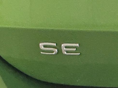 New 2025 Volkswagen Taos SE image 37