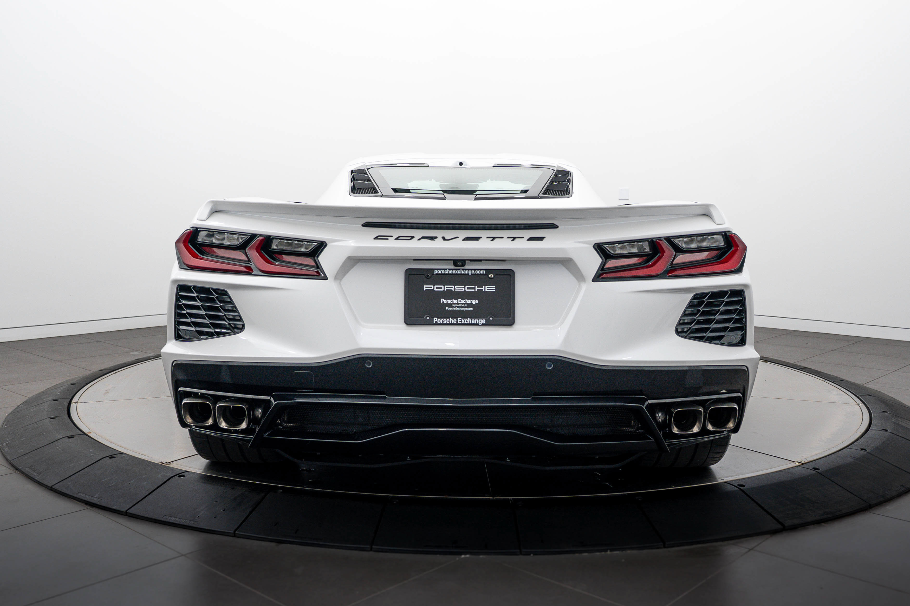 Used 2023 Chevrolet Corvette Stingray Premium Cpe w/ Z51 Performance Package RWD image 6