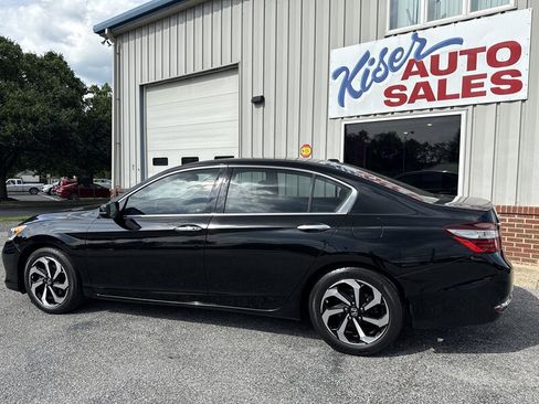 Used 2016 Honda Accord EX-L image 9
