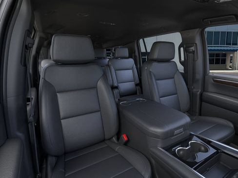 New 2026 Chevrolet Suburban LT w/ Comfort Package RWD image 16