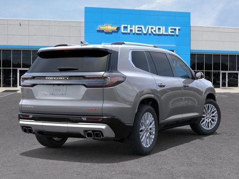 New 2026 GMC Acadia Denali w/ Super Cruise Package FWD image 4