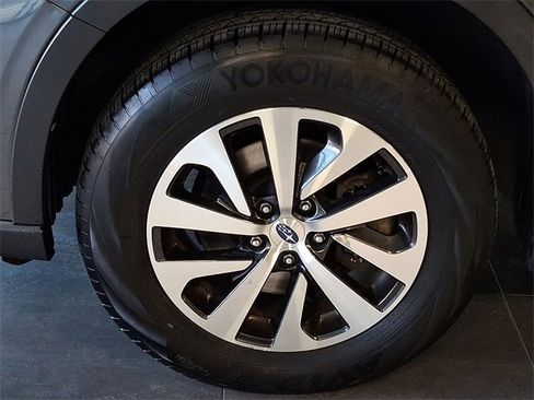 Certified 2021 Subaru Outback Premium w/ Popular Package #1 image 9