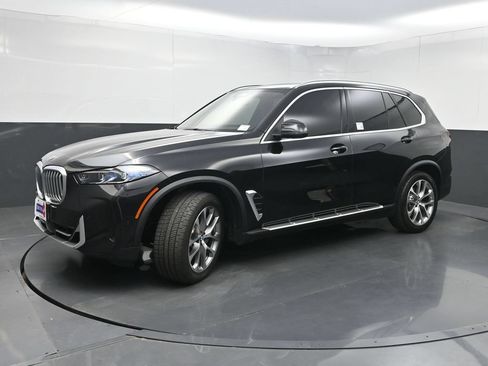 Used 2025 BMW X5 xDrive40i w/ Climate Comfort Package AWD/4WD image 25