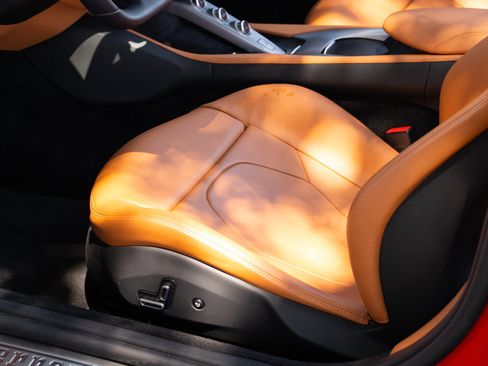 Used 2023 Ferrari Portofino M RWD image 45