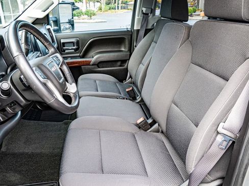 Used 2017 GMC Sierra 2500 SLE image 11