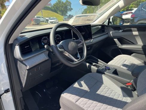 New 2025 Volkswagen Tiguan S image 6