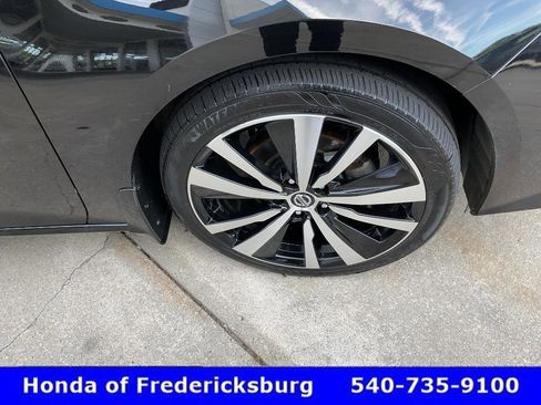 Used 2021 Nissan Altima 2.5 SR w/ SR Premium Package AWD/4WD image 12