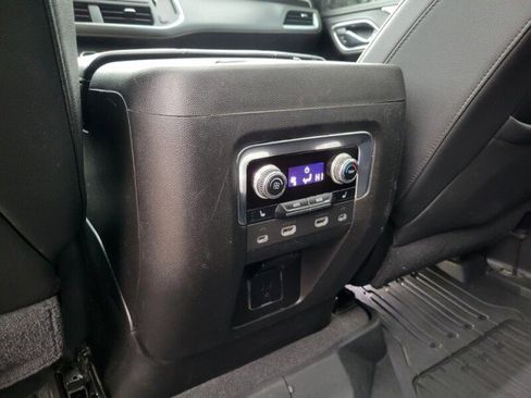 Used 2021 GMC Yukon XL AT4 w/ AT4 Premium Package image 27