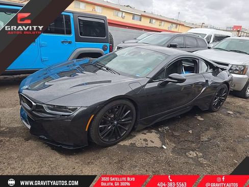Used 2020 BMW i8 Coupe image 1