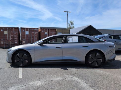 Used 2024 Lucid Air Pure image 7
