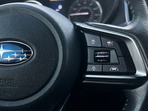 Used 2017 Subaru Impreza 2.0i Limited image 34