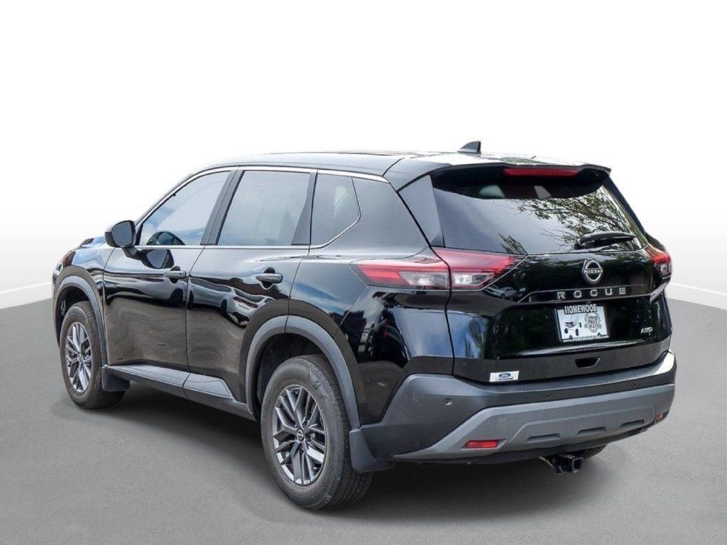 Used 2023 Nissan Rogue S AWD/4WD image 5