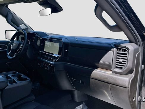 Used 2023 Chevrolet Silverado 1500 LT AWD/4WD image 29
