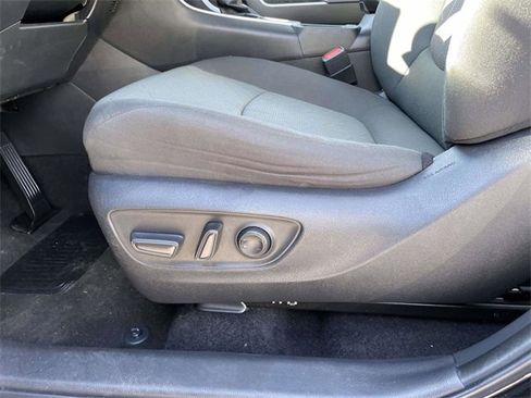 Used 2023 Toyota RAV4 XLE image 20