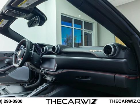 Used 2022 Ferrari Portofino M RWD image 82