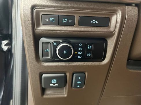 Used 2023 Ford F150 King Ranch w/ Equipment Group 601A High AWD/4WD image 17