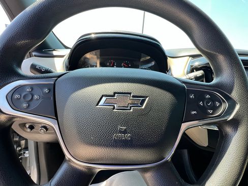 Used 2023 Chevrolet Traverse LS w/ Midnight/Sport Edition FWD image 30