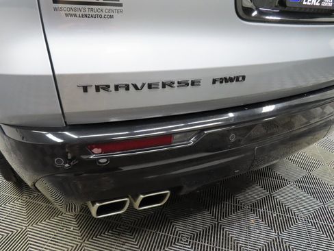 Used 2024 Chevrolet Traverse RS w/ LPO, Floor Liner Package image 47