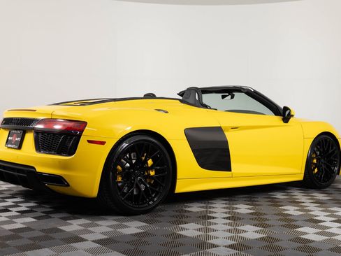 Used 2017 Audi R8 V10 AWD/4WD image 21