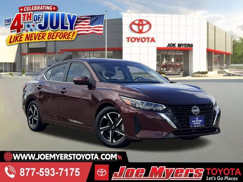 Used 2024 Nissan Sentra SV FWD image 1