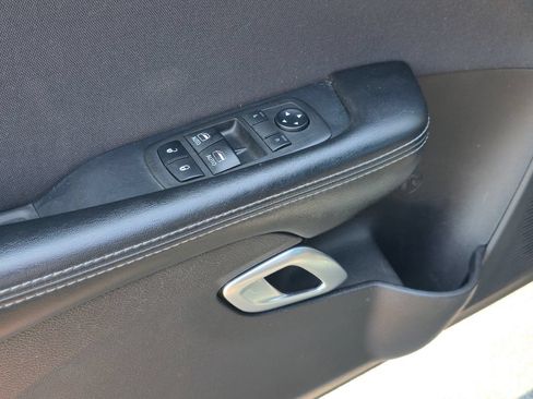 Used 2019 Dodge Challenger SXT RWD image 23