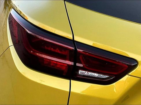 Certified 2023 Chevrolet Blazer RS w/ Enhanced Convenience Package image 24