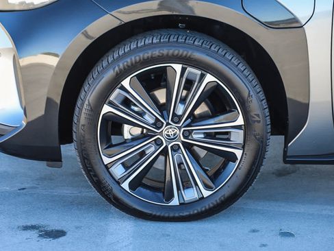 Used 2023 Toyota bZ4X Limited image 10