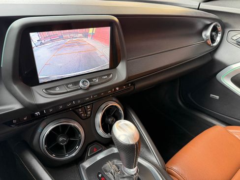 Used 2016 Chevrolet Camaro SS image 27