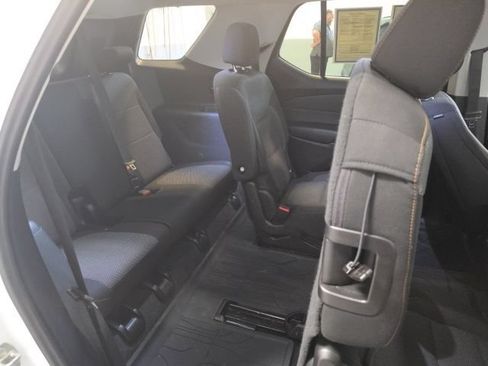 Used 2021 Chevrolet Traverse LT w/ LPO, Floor Liner Package AWD/4WD image 19