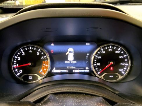 Used 2021 Jeep Renegade Latitude image 26