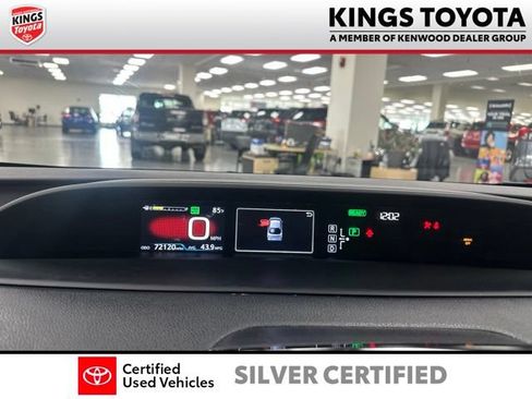 Certified 2016 Toyota Prius Two FWD image 14
