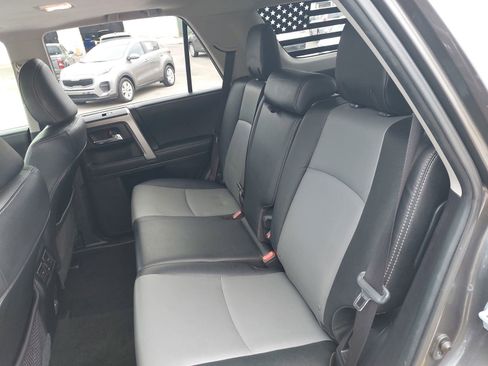 Used 2020 Toyota 4Runner SR5 Premium w/ Moonroof Package image 15