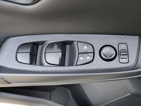 Used 2024 Nissan Sentra SV w/ Lighting Package FWD image 36