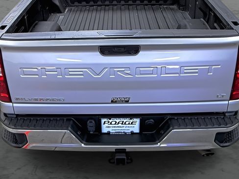 Used 2022 Chevrolet Silverado 2500 LT w/ Convenience Package AWD/4WD image 11