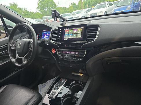 Used 2020 Honda Pilot Black Edition image 35