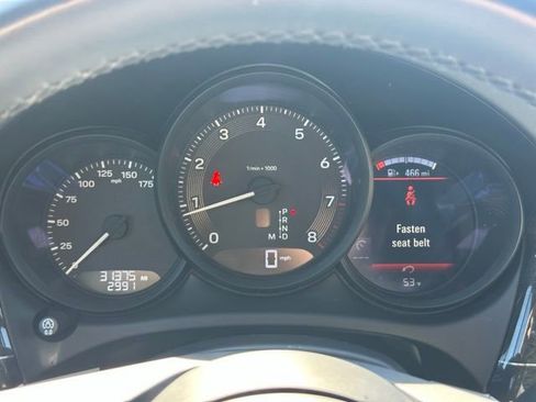 Used 2024 Porsche Macan AWD/4WD image 13