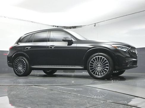 Used 2026 Mercedes-Benz GLC 300 image 33