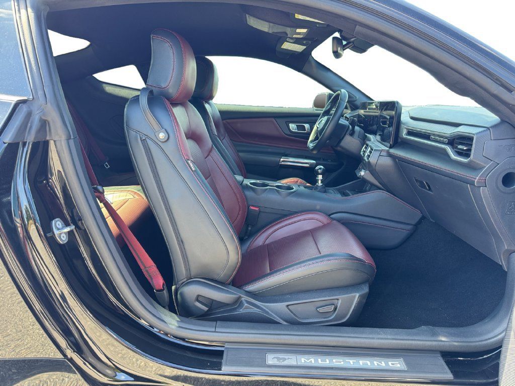 Used 2024 Ford Mustang GT Premium RWD image 15