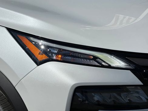 New 2026 Nissan Rogue SV AWD/4WD image 33