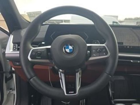 Used 2026 BMW X2 xDrive28i image 4