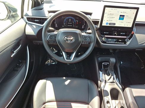 Used 2025 Toyota Corolla XSE FWD image 22