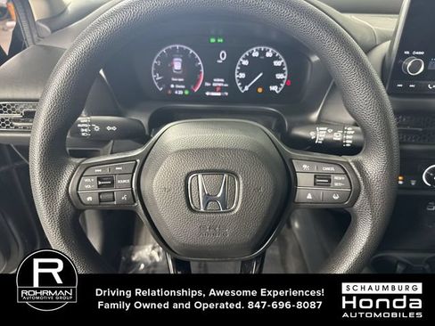 Used 2023 Honda HR-V LX image 11