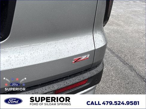 Used 2025 Chevrolet Traverse Z71 w/ Enhanced Driving Package AWD/4WD image 7
