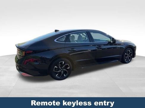 Used 2025 Hyundai Sonata SEL FWD image 6