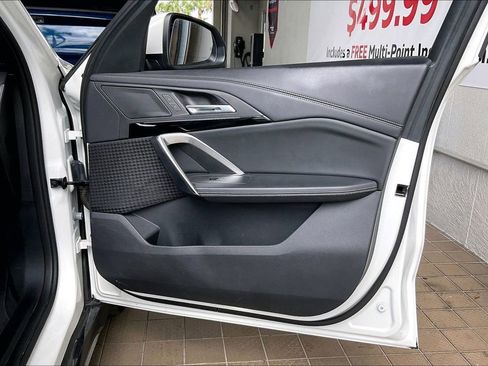 Used 2025 BMW X1 xDrive28i AWD/4WD image 21