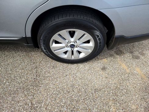 Used 2015 Subaru Outback 2.5i Premium image 18