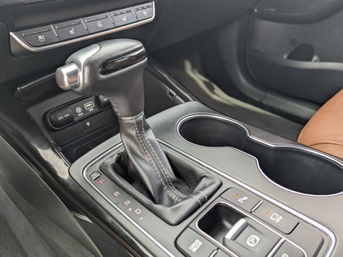 Used 2019 Kia Sorento SX image 33