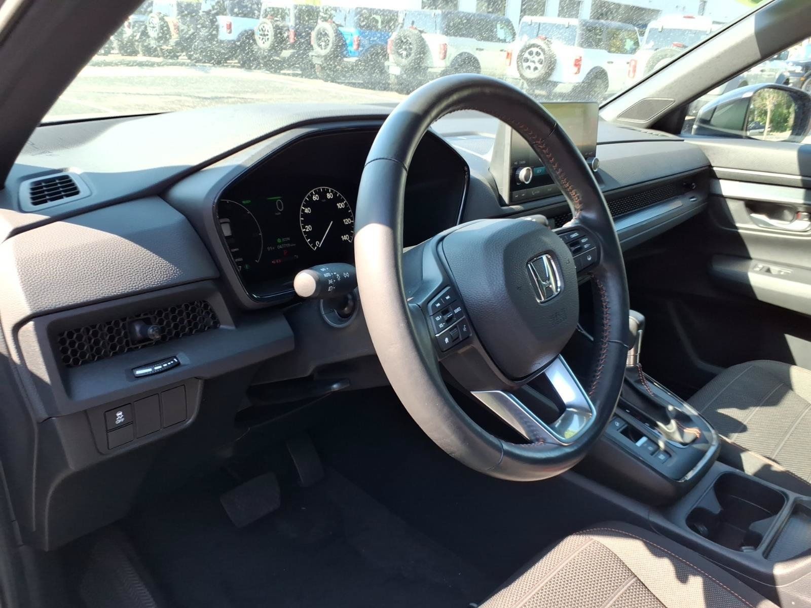 Used 2024 Honda CR-V Sport image 18